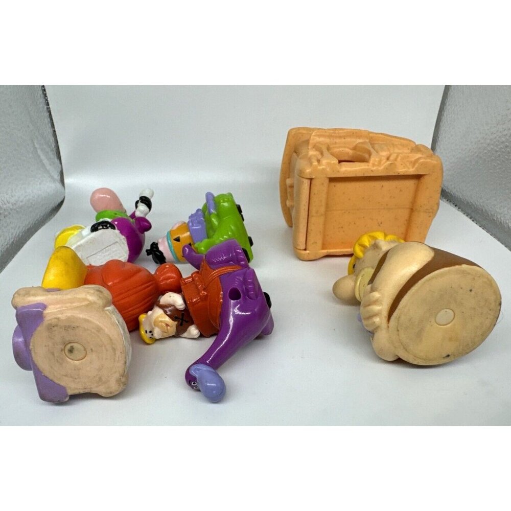 Vintage Flintstones Toys Lot of 6 Wilma Fred Barney Dino House Loose Figures 90s - Picture 6 of 7